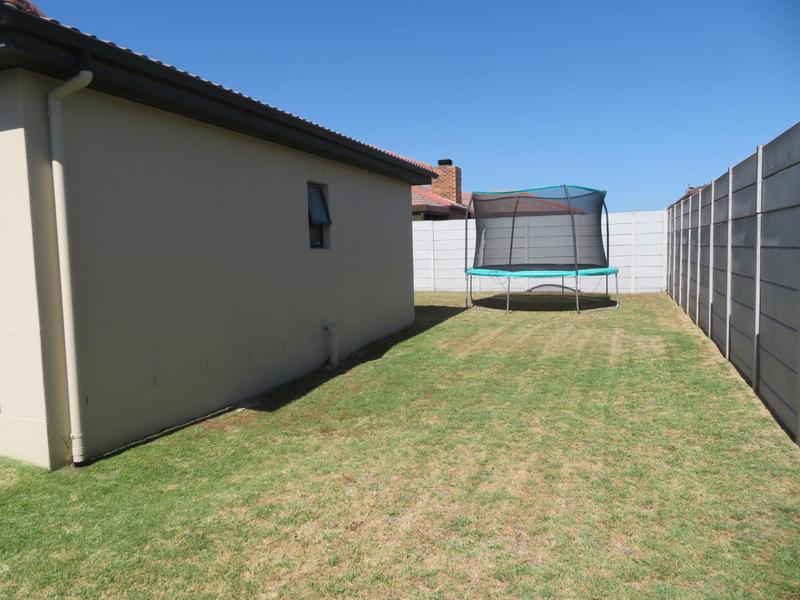 To Let 3 Bedroom Property for Rent in Brackenfell South Western Cape